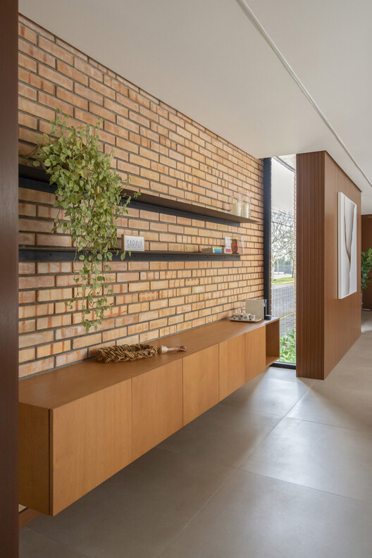 Casa Aura / Presente Estúdio - Fotografia de Interiores, Madeira, Tijolo