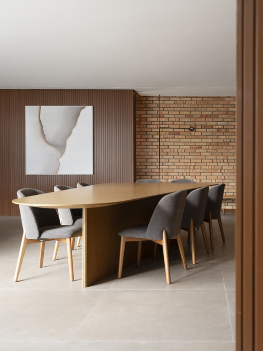 Casa Aura / Presente Estúdio - Fotografia de Interiores, Sala de Jantar, Madeira, Mesa, Cadeira