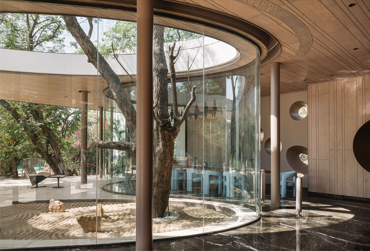 Gathering Grove Residence / R+R Architects - More Images