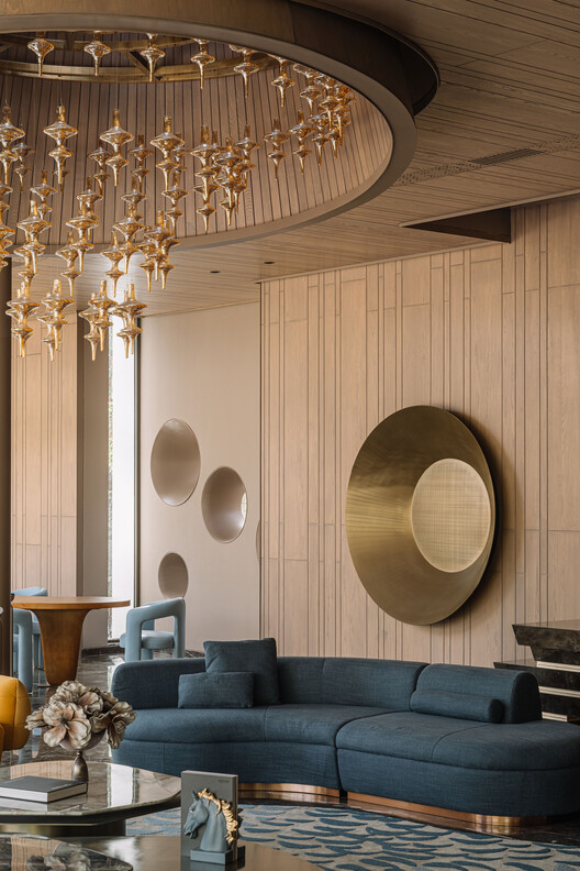 Gathering Grove Residence / R+R Architects - Interior Photography, Living Room, Lighting, Chair