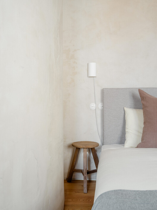  Reabilitação para o Edifício da Rua do Recolhimento 38 / há.atelier - Fotografia de Interiores, Dormitório