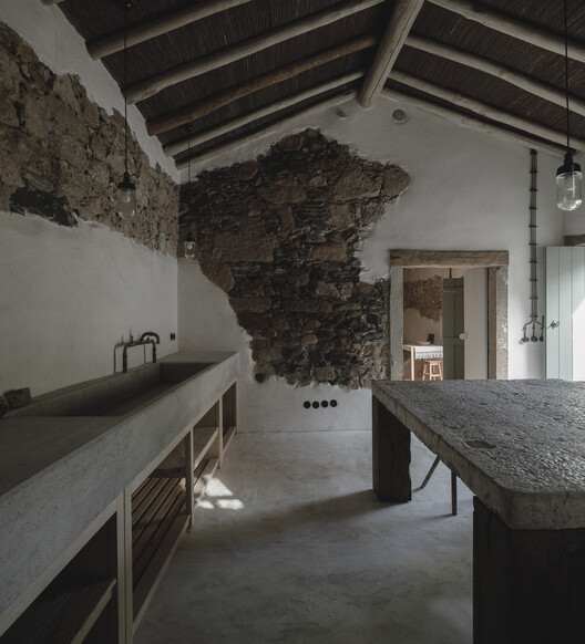 Cereal Interpretation Center / há.atelier - Interior Photography, Concrete, Beam