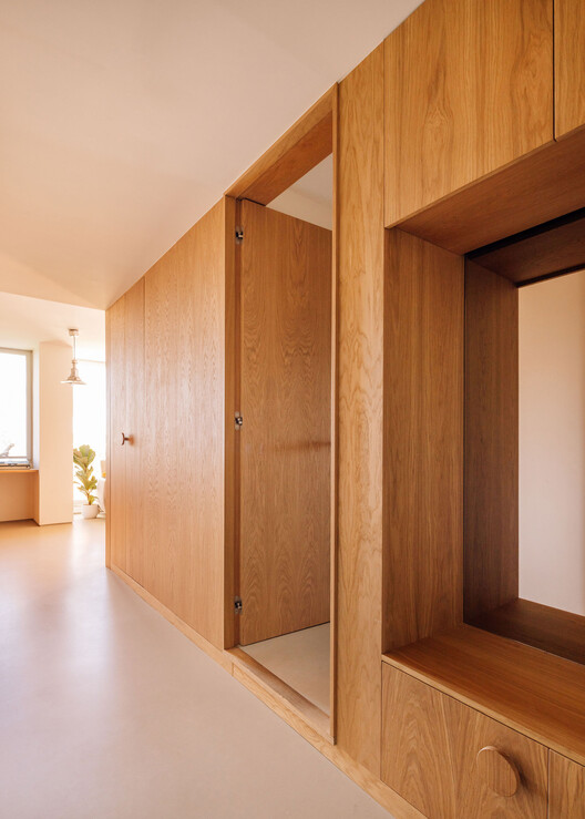 Reforma de Apartamento Mimabão / há.atelier - Fotografia de Interiores, Madeira