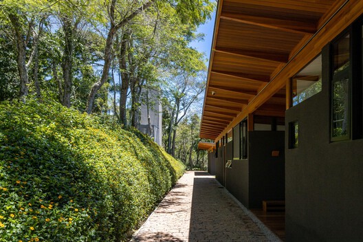 Cabana da Mantiqueira / Sabella Arquitetura - Fotografia de Exterior, Madeira