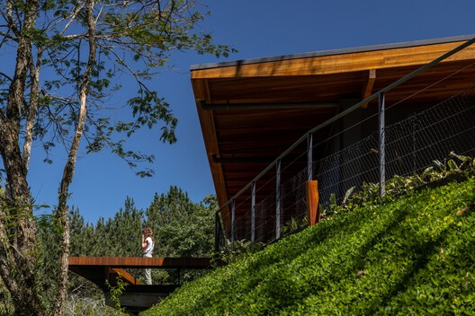 Cabana da Mantiqueira / Sabella Arquitetura - Imagem 9 de 23