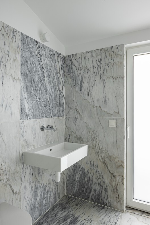 Garden No. 2 – Limburg / Camarim Arquitectos - Interior Photography, Bathroom, Sink, Countertop