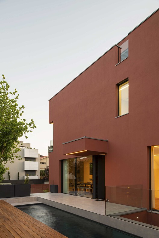Casa Esculpida / Utopia – Arquitectura e Engenharia  - Fotografia de Exterior, Balcão