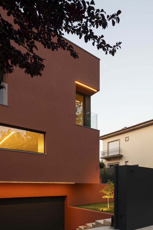 Casa Esculpida / Utopia – Arquitectura e Engenharia  - Fotografia de Interiores, Balcão