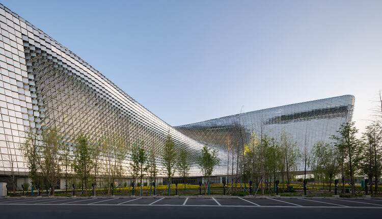 Henan Xinsheng / Museo de Ciencia y Tecnología de Tjad Atelier L+ - Fotografía externa, vidrio