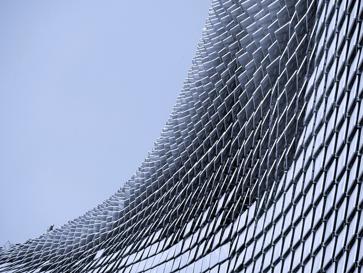 El nuevo Museo Provincial de Ciencias y Tecnología de la Ciencia y Ciencia Provincial de Henan / Tjad Atelier L+