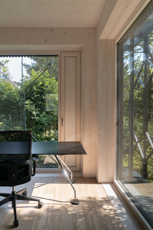 Terra Mater Factual Studios / Berger Parkkinen + Architects Terra Mater Factual Studios / Berger Parkkinen + Architects - Interior Photography, Wood, Glass, Chair