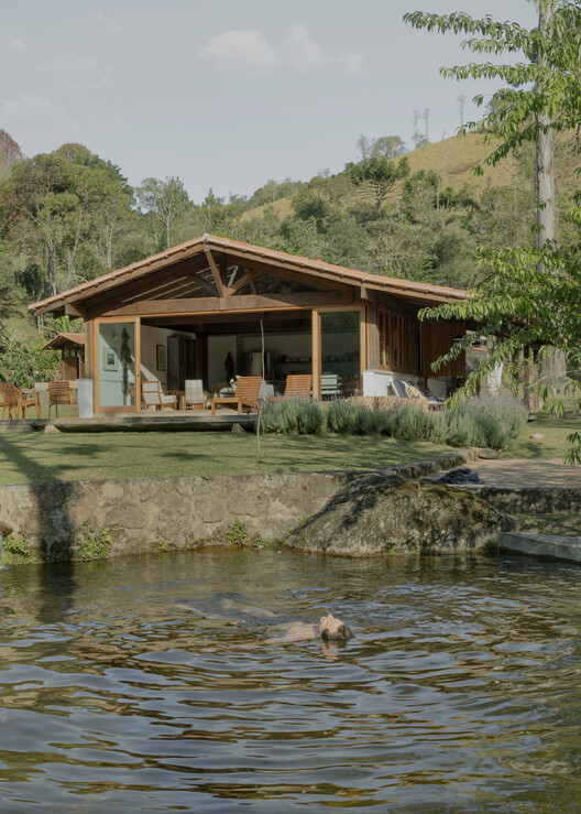 Main House / messina | rivas - Exterior Photography, Waterfront