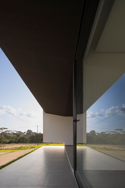 Casa Chico / NEBR arquitetura Casa Chico / NEBR arquitetura - Imagem 10 de 17