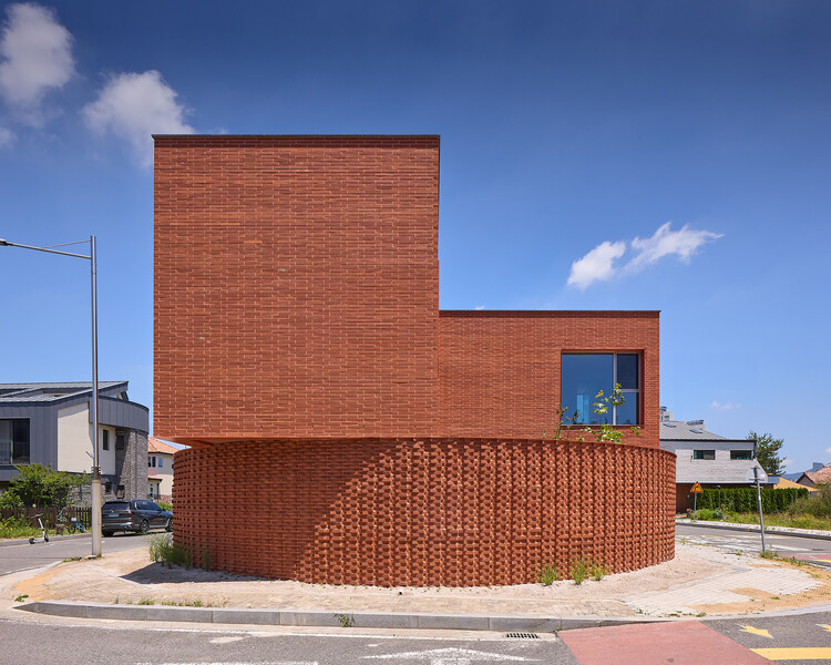 Casa C104-9 / AEA_ATELier Arquitecto espacial - Fotografía al aire libre, ladrillo