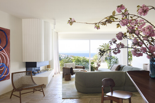Emerald Sound House / Luigi Rosselli Architects Emerald Sound House / Luigi Rosselli Architects - Interior Photography, Living Room, Wood, Sofa, Lighting, Table, Chair