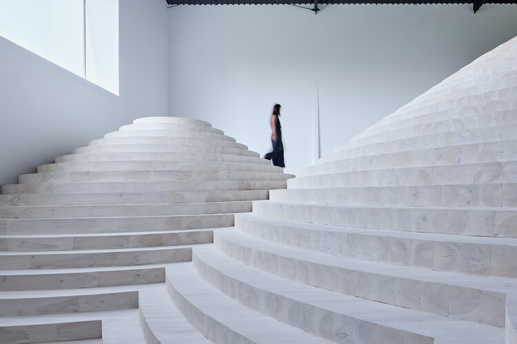 Sed y Showroom Deanošík /Jakubjanošík - Imagen 15 de 41