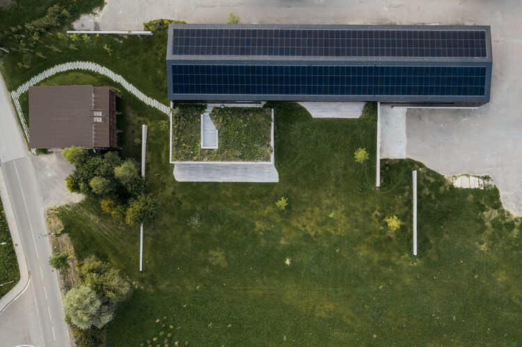 Sed y Showroom Deanošík /Jakubjanošík - Imagen 2 de 41