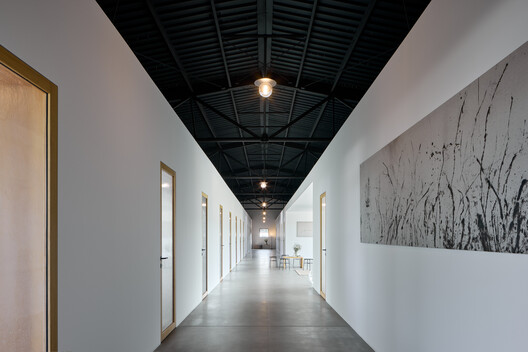 Sede y Showroom de Janošík / Jakub Janošík - Imagen 14 de 41