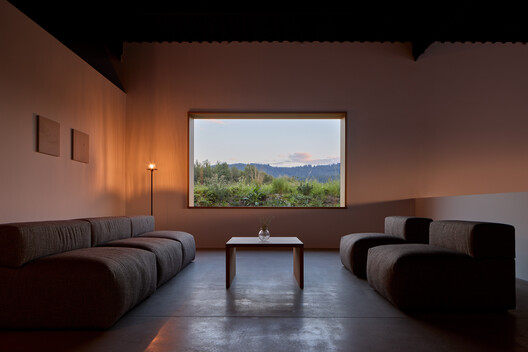 Sede y Showroom de Janošík / Jakub Janošík - Fotografía interior, Sala de estar