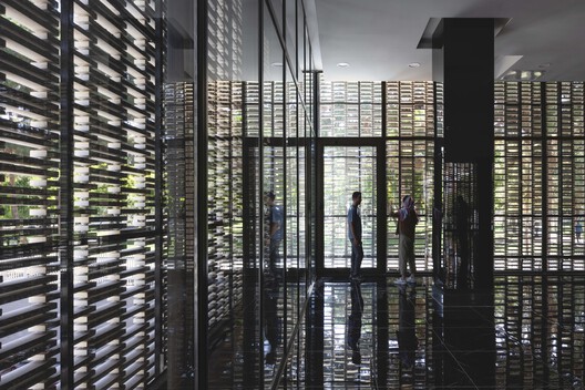 City Theater of Qazvin / GRI co. (Golden Rectangle Idea Consulting Engineers) - Interior Photography, Glass