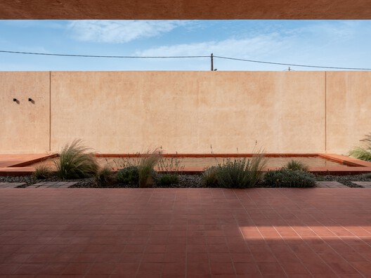 Casa Homa / HOMA Studio - Imagem 8 de 24