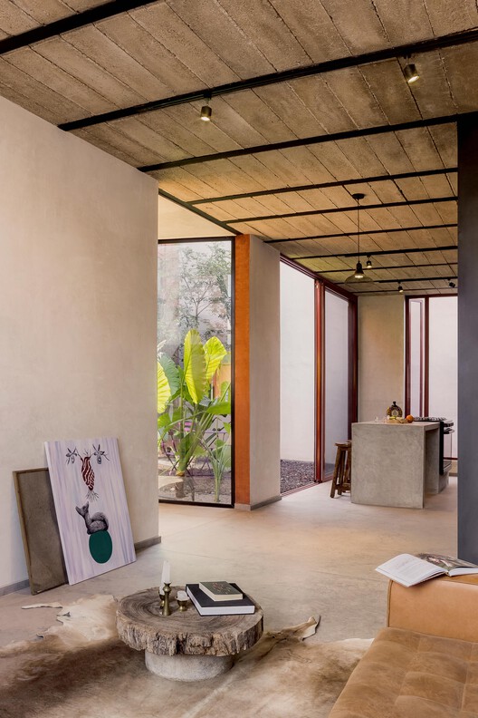 Red House/JDR Architects - Fotografía interior, vigas fijas