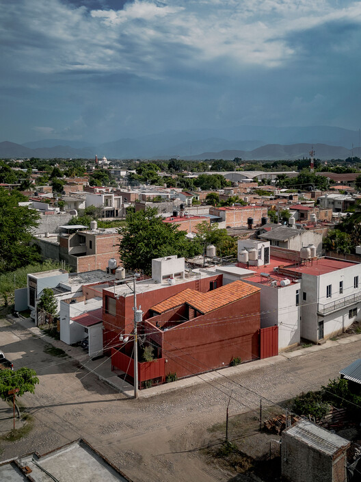 Red House / JDR Architects - Imagen 17 de 26