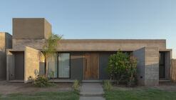 Casa Ringo / UNO MÁS UNO Arquitectos