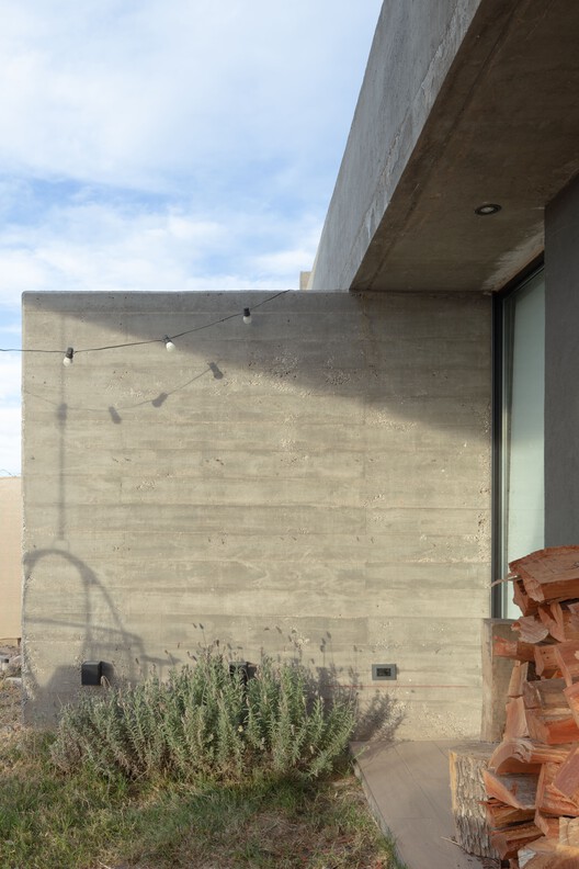 Ringo House / One Plus One Architect - Fotografía exterior, concreto