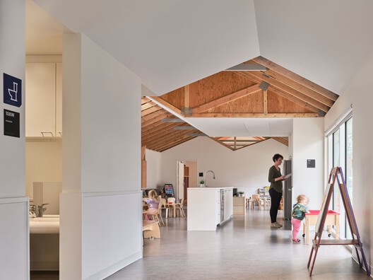 'sʔitwənx UBC Okanagan Child Care / Public Architecture + Design  - Interior Photography, Wood, Chair, Beam