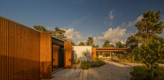 Residencia CR / Jacobsen Arquitetura Residencia CR / Jacobsen Arquitetura - Imagen 10 de 22