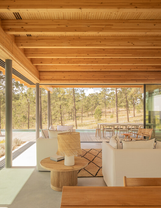 Residencia CR / Jacobsen Arquitetura Residencia CR / Jacobsen Arquitetura - Fotografía interior, Madera, Fijación Vigas, Terraza