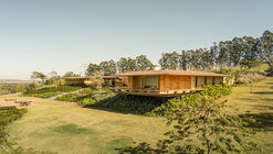 Residencia TM / Jacobsen Arquitetura
