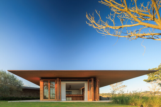 Residencia TM / Jacobsen Arquitetura Residencia TM / Jacobsen Arquitetura - Imagen 2 de 22