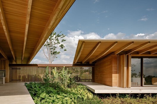 Residencia AMS / Jacobsen Arquitetura Residencia AMS / Jacobsen Arquitetura - Fotografía interior, Madera