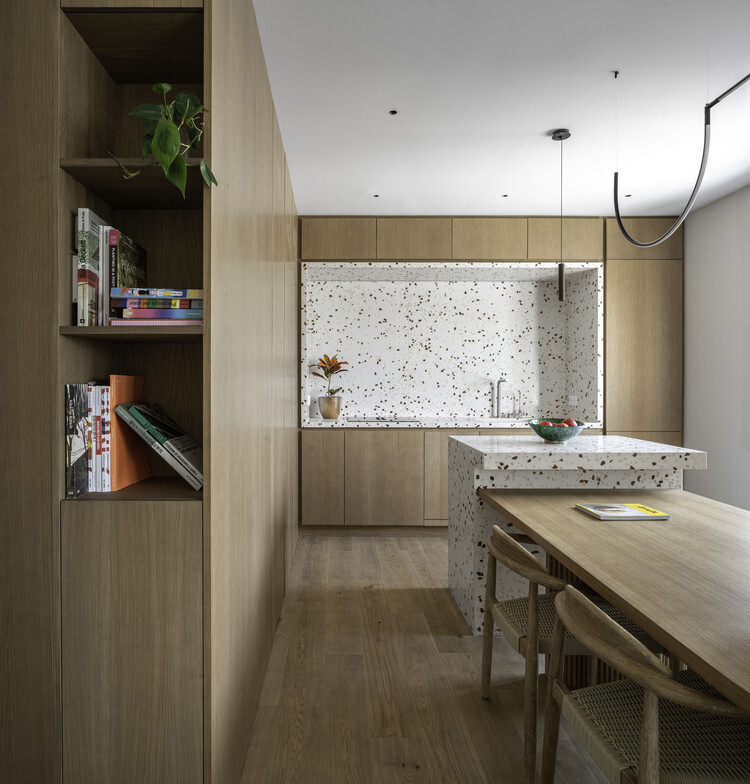 Rehabilitación del piso de Mallorca 423 / Barri Studio - Fotografía interior, cocina, madera, encimeras, iluminación