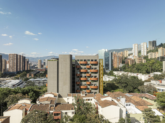 HEISS HOTEL / Plan:b arquitectos HEISS HOTEL / Plan:b arquitectos - Imagen 7 de 33