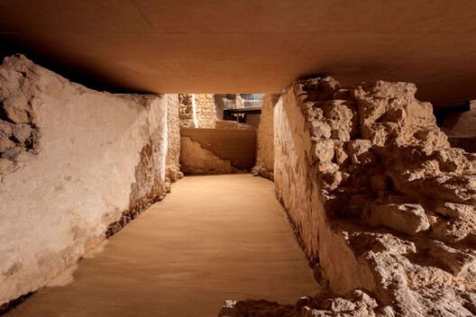 Restoration and Enhancement of the Patriarchal Cathedral of Lisbon, Installation of the Archaeological Center, and Restoration of the Upper and Lower Cloisters / Adalberto Dias Arquitecto lda - Image 17 of 37