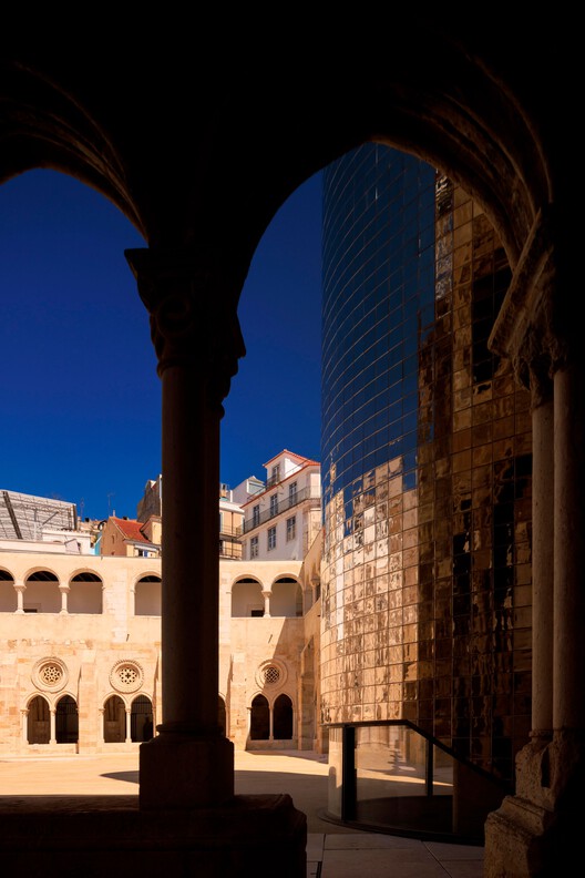 Restoration and Enhancement of the Patriarchal Cathedral of Lisbon, Installation of the Archaeological Center, and Restoration of the Upper and Lower Cloisters / Adalberto Dias Arquitecto lda - Image 8 of 37