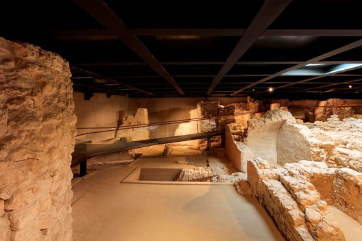 Restoration and Enhancement of the Patriarchal Cathedral of Lisbon, Installation of the Archaeological Center, and Restoration of the Upper and Lower Cloisters / Adalberto Dias Arquitecto lda - Image 24 of 37