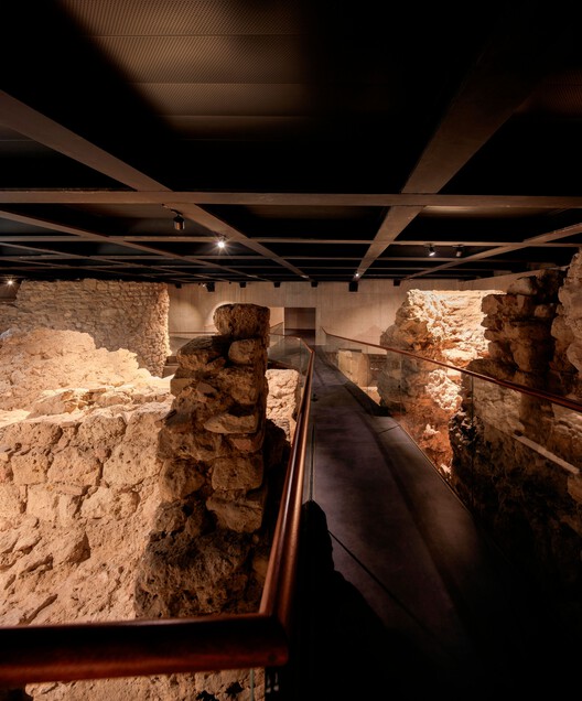 Restoration and Enhancement of the Patriarchal Cathedral of Lisbon, Installation of the Archaeological Center, and Restoration of the Upper and Lower Cloisters / Adalberto Dias Arquitecto lda - Image 25 of 37