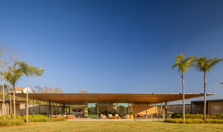 Residencia BGM / Arquitectura Jacobsen - Imagen 2 de 19