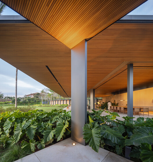 Residencia BGM / Jacobsen Arquitetura - Imagen 7 de 19