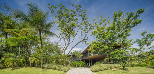 ART Residence / Jacobsen Arquitetura ART Residence / Jacobsen Arquitetura - Exterior Photography, Garden