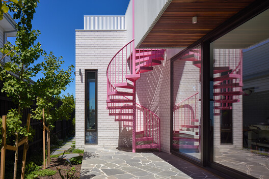 Maree House / Circle Studio Architects Maree House / Circle Studio Architects - Exterior Photography, Stairs, Balcony, Handrail