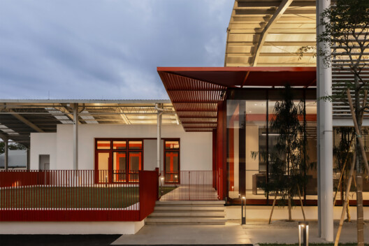 Riverfront Transformation in Teluk Intan / A3 Projects + Arch Cubic - Exterior Photography, Column