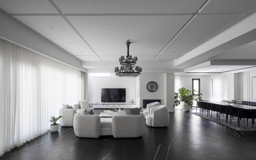 Doa Residential Building / White Cube Atelier - Interior Photography, Living Room, Lighting, Table, Chair
