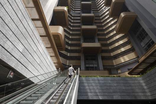 深圳前海珑湾国际人才公寓 / Foster + Partners 深圳前海珑湾国际人才公寓 / Foster + Partners - 4 的图像 18