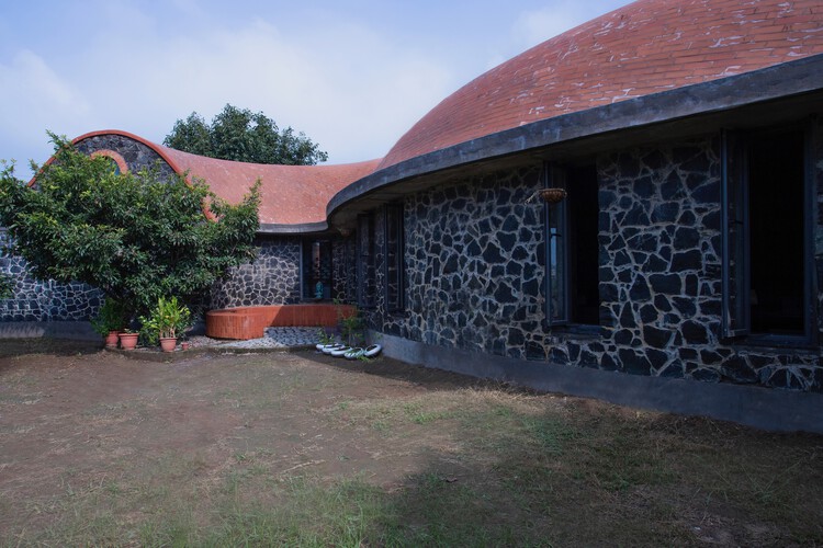 Tibdewal Weekend Home / Studio Dot - Image 6 of 26