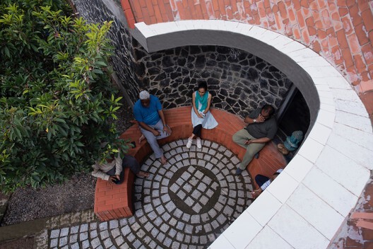 Tibdewal Weekend Home / Studio Dot Tibdewal Weekend Home / Studio Dot - Interior Photography, Brick